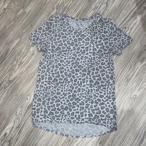 Gray Leopard T-shirt